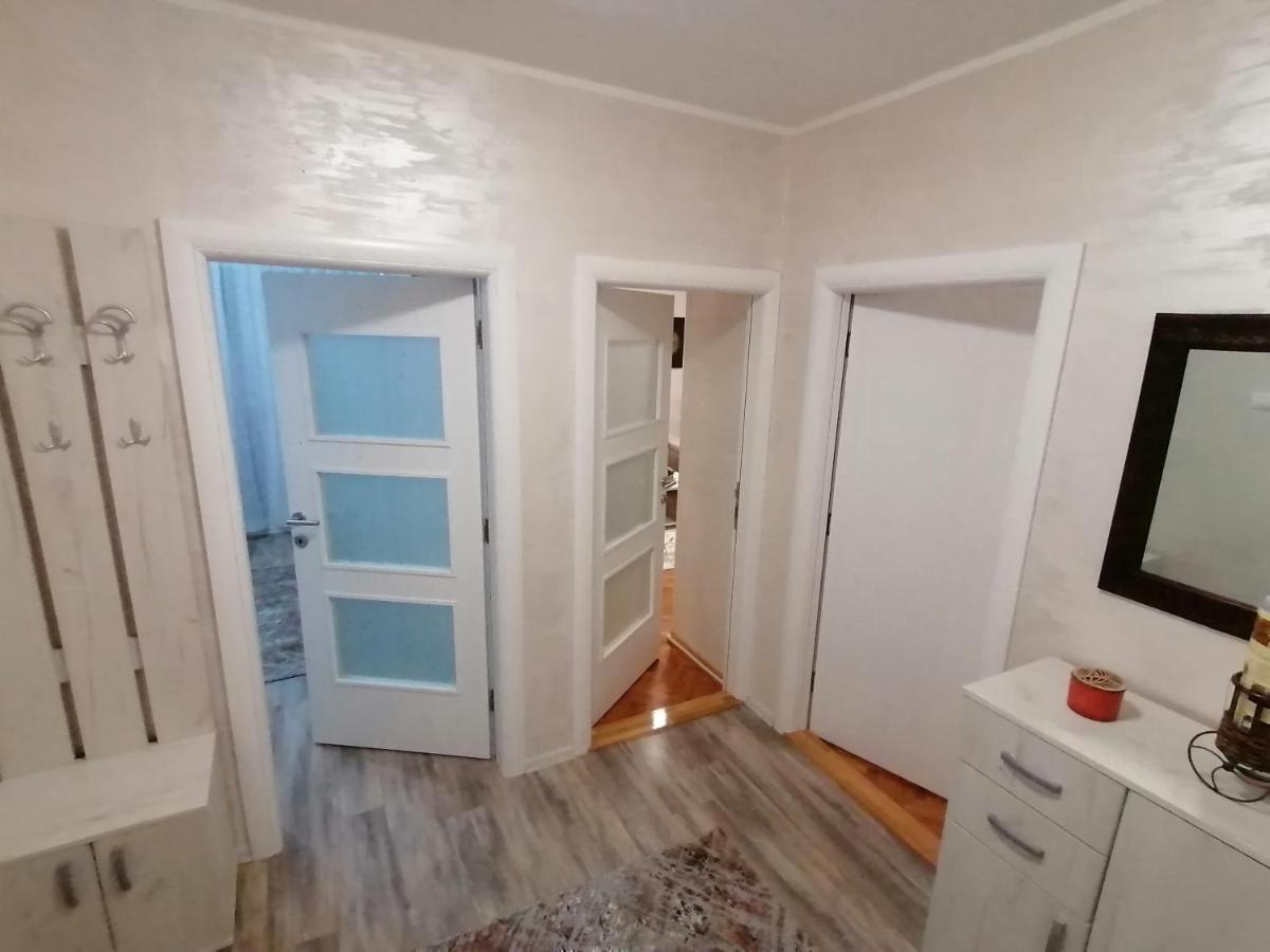 Vemiur Apartment Cacak Ngoại thất bức ảnh