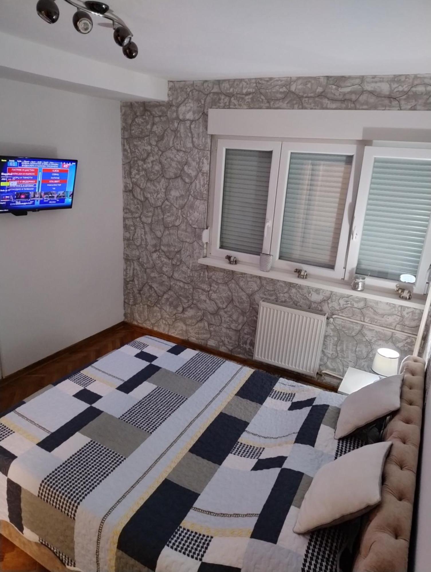 Vemiur Apartment Cacak Ngoại thất bức ảnh