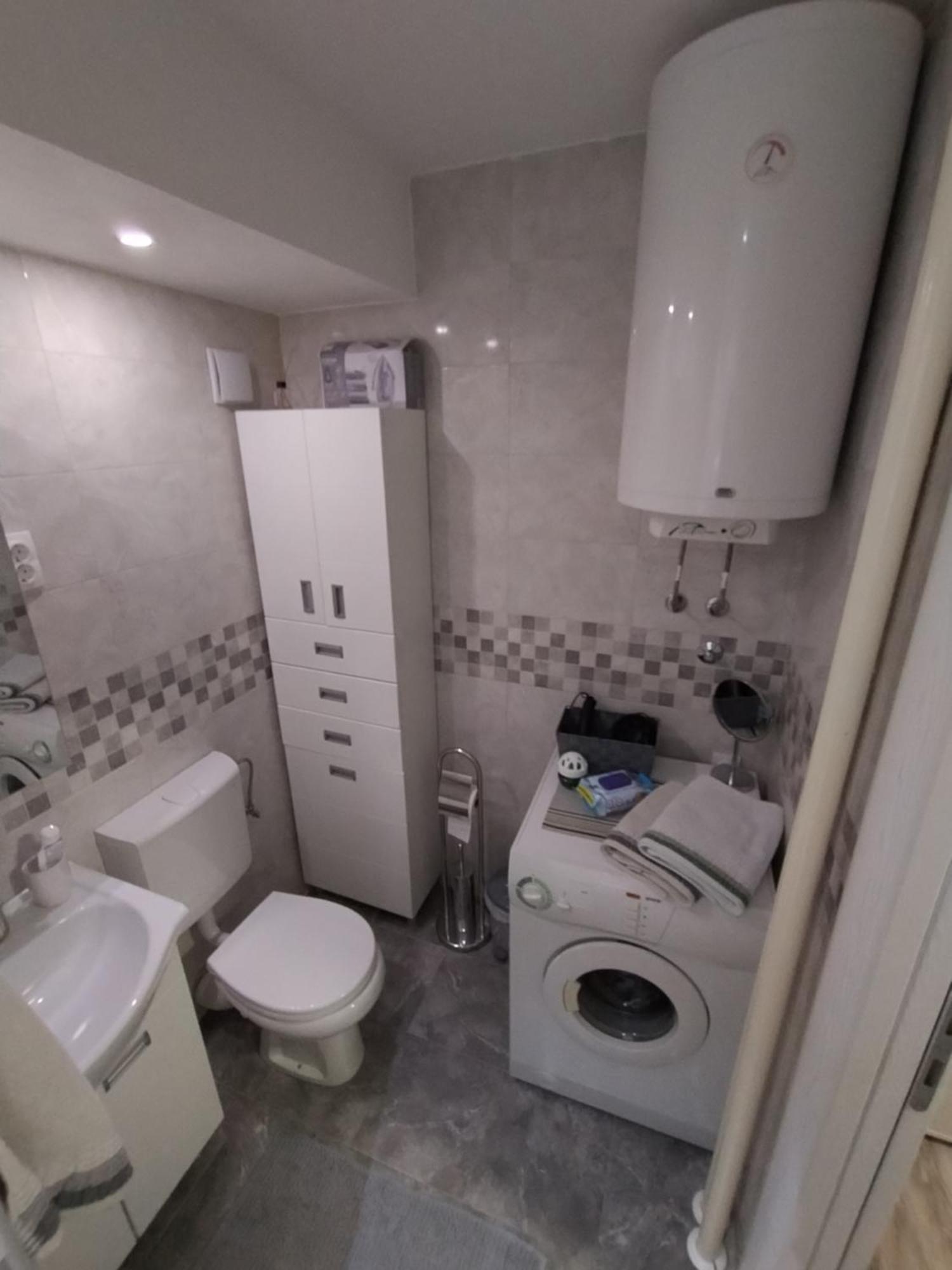 Vemiur Apartment Cacak Ngoại thất bức ảnh